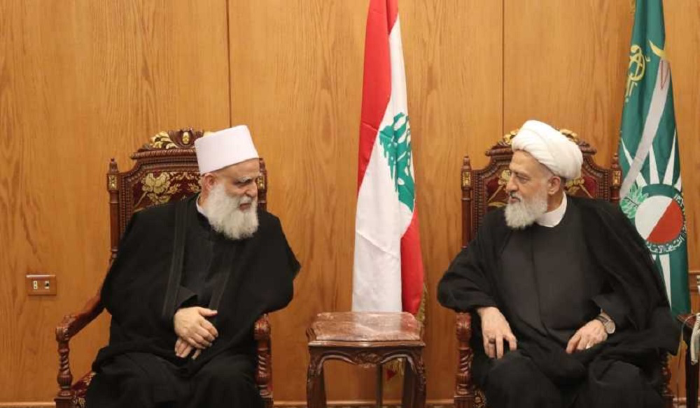 الخطيب يلتقي أبي المنى: اللبنانيون شعب واحد