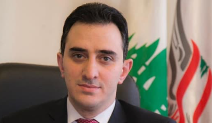 الحاج: على أمل أن يتحرّر لبنان من خاطفيه