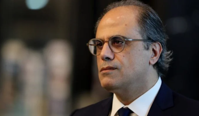 هل يتفق المسيحيون على أزعور.. ليحمله الراعي إلى باريس؟