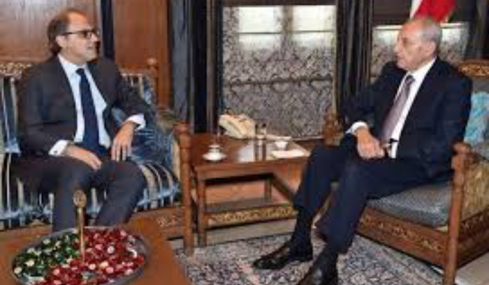 إتفاق المعارضة على أزعور ينتظر استكمال اتصالاته وحسم موقف «الوطني الحرّ»<br />
«اللقاء الديموقراطي» و«الإعتدال الوطني» بيضة قبان؟ عبدالله لـ«الديار»: خياراتنا مفتوحة<br />
الراعي يلتقي ماكرون الثلاثاء... وفرنسا تدير مُحرّكاتها بعد الزيارة ؟؟!