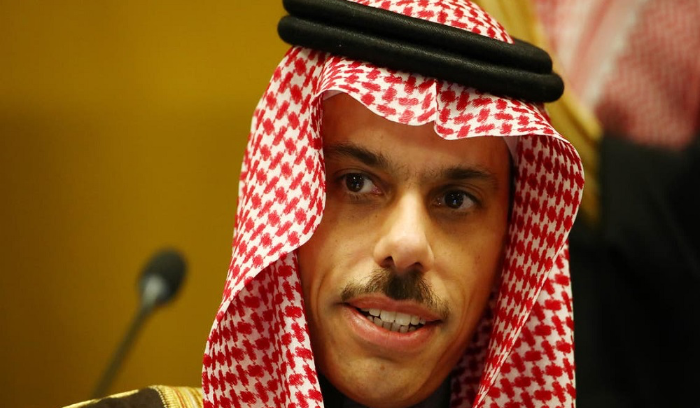 السعودية: نعمل على إعادة اللاجئين السوريين إلى وطنهم