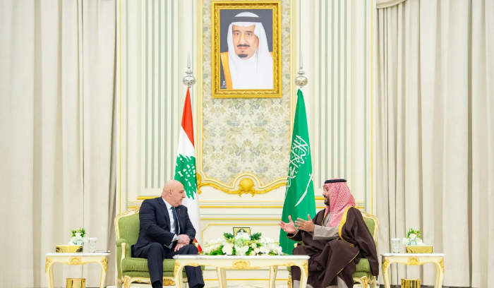 مباحثات سعودية - لبنانية تناقش مستجدات المنطقة<br />
عون بدأ من الرياض أولى زياراته الخارجية