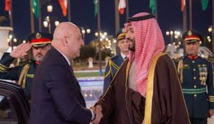 قمَّة بن سلمان - عون: تشاور وتنسيق وتمهيد لتوقيع الاتفاقيات<br />
سلام يعلن من دار الفتوى إطلاق مسيرة الإصلاح.. وجنبلاط يتبرَّأ من دروز إسرائيل