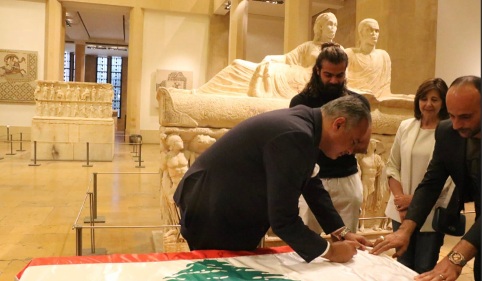 سلامة يرفض طلب بري وميقاتي الاستقالة