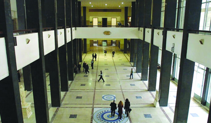 تطور قضائي يخرق الملف الرئاسي.. ومذكرة توقيف فرنسية بحق سلامة