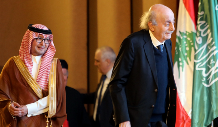 جنبلاط يعود إلى «مرشح التسوية»: اتفاق جعجع وباسيل جاء بعون! اتفاق خصوم فرنجية لم يُنجز