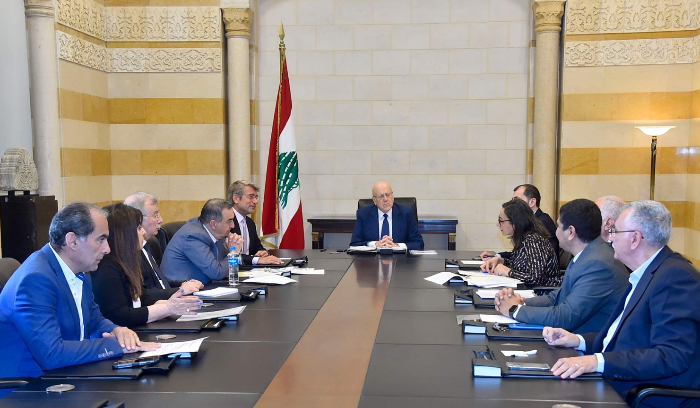فياض من السراي: نطالب مصرف لبنان بتحويل الأموال التي جبتها مؤسسة كهرباء لبنان بالليرة اللبنانية الى الدولار
