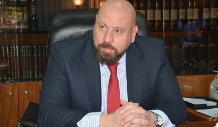 نهرا طلب إقفال بور الخردة غير المرخصة شمالًا