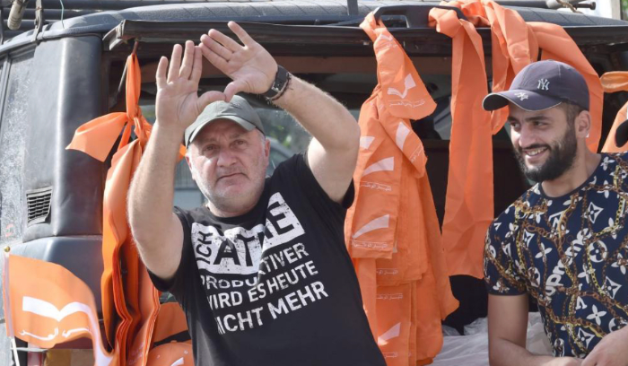 3 مرشحين بين 