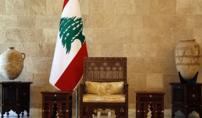تلاقٍ بين 