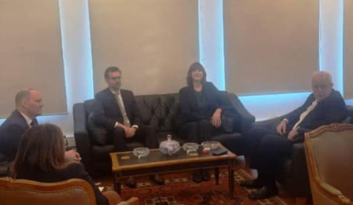 سفيرة كندا تؤكد: نقف إلى جانب لبنان!