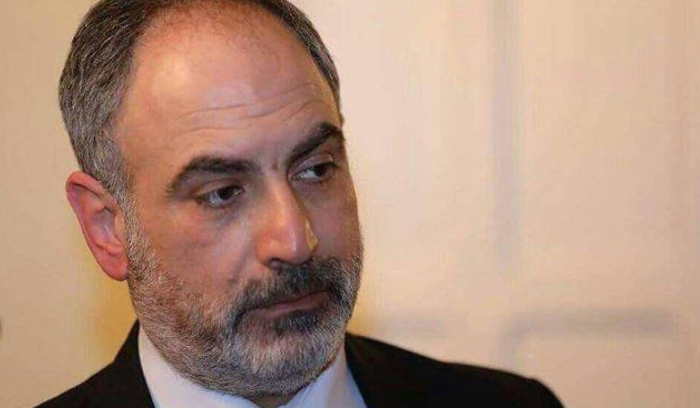 أسود لباسيل: ما بتحرز نضيع وقت على تافه و زغير