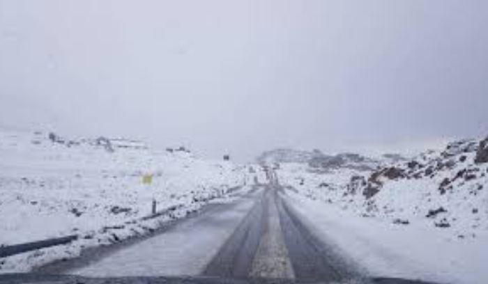 إستعصاء داخلي يُحاصر الإستحقاق الرئاسي... وتفسيرات لبنانيّة مُتضاربة للموقف السعودي<br />
فرنسا ستتحرّك رئاسياً مطلع ايار... وترقب إشارات البخاري