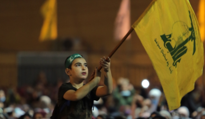 حوار بين الرياض وحزب الله عبر طرف ثالث؟