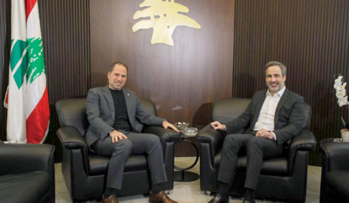 المعارضة اللبنانية لمنع «مرشح الممانعة» من الوصول للرئاسة<br />
الجميل يرفض وصاية «حزب الله»... وجعجع يشكك في حظوظ فرنجية