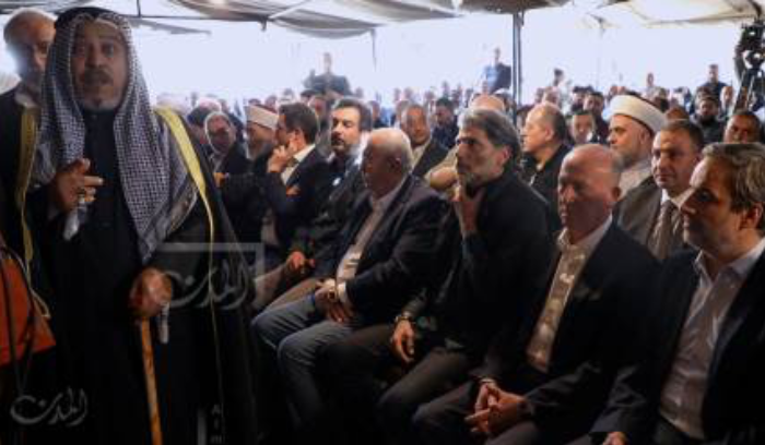 خيمة العشائر تجمع معارضي حزب الله بالسياسة والقضاء والرئاسة