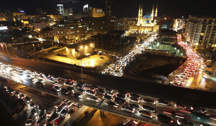 زحمة سير خانقة على هذه الطرقات… تجنبوها