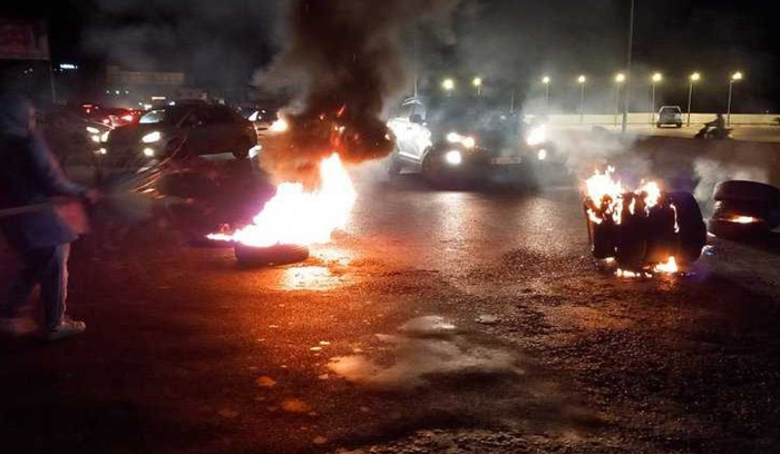 قطع أوتوستراد خلدة… إطلاق نار ورشق الجيش بالحجارة