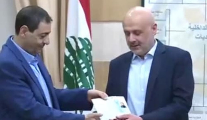 مولوي‬⁩ يسلم هوية ⁧‫سبيلمان‬⁩: كرة السلة أوصلت لبنان إلى العالميّة