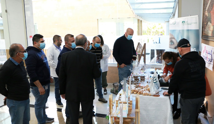 المركز الطبي للجامعة اللبنانية الأميركية - مستشفى سان جون يدعم جمعية 