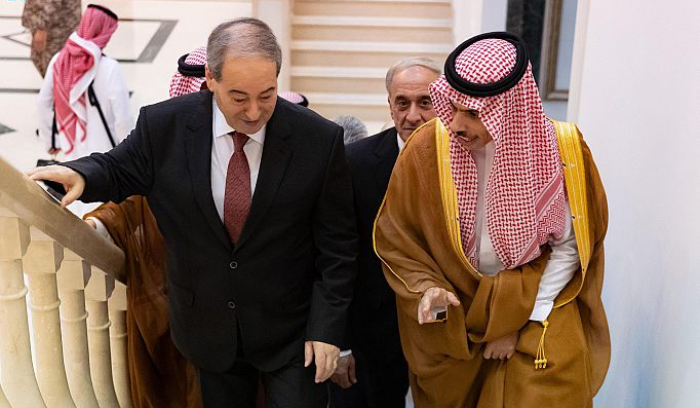 بيان سعودي سوري مشترك: التأكيد على بسط سيطرة سوريا على أراضيها وإنهاء تواجد الميليشيات المسلحة