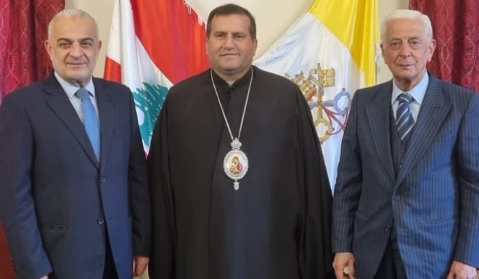 أسعد الحريري: لضرورة الإسراع في انتخاب رئيس للجمهورية