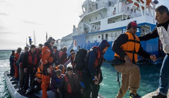 400 مهاجر يضلون طريقهم في البحر بين مالطا وليبيا