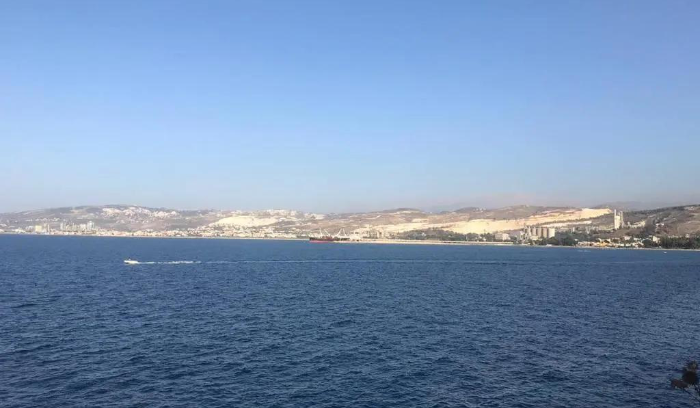 لجنة كفرحزير تعلن ان شركات الترابة قد فجرت كميات ضخمة من المتفجرات
