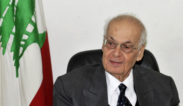 المكتب الإعلامي للحص: لم تُعط أي موافقة لإقامة حفل تكريم له