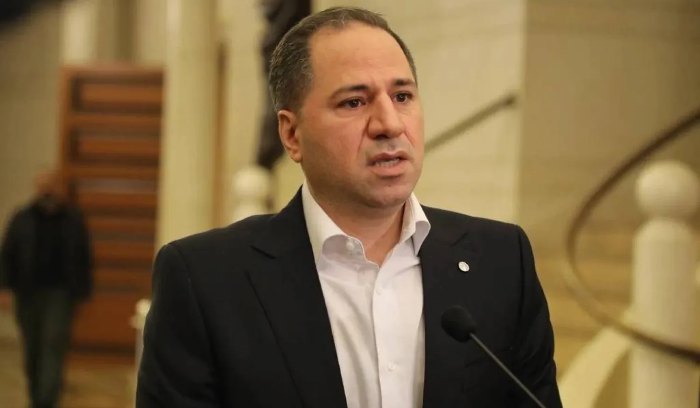 تجاوب لبناني مع مطالبة رئيس «الكتائب» بـ«حوار مصالحة ومصارحة»<br />
الدعوة مطروحة لدى الرئاسة لكن «بعد الانتهاء من قضية الاحتلال الإسرائيلي»