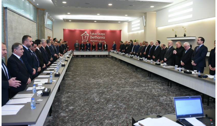 الموارنة متّفقون... هل يبادر 