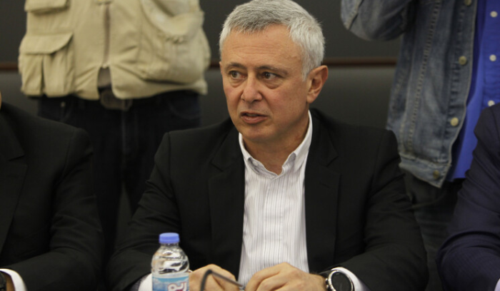 معادلة فرنجية: إستعينوا على قضاء حوائجكم بالكتمان