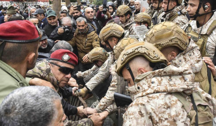 باريس تستدعي فرنجية... وفريقه الرئاسي 