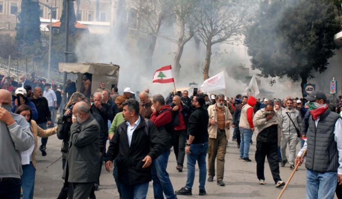 جنون الدولار: مخاوف ممّا قد يليه.. وتحذير مــن 