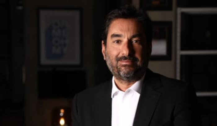 صادق: نتعرّض لحملةٍ شعواء من رافضي كلّ أشكال الحلول