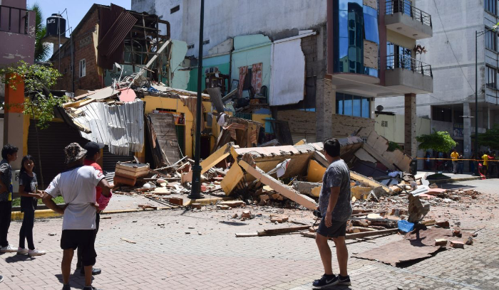 بعد الزلزال القويّ... كم بلغت حصيلة ضخايا الإكوادور؟