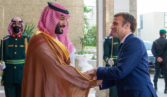 وقائع اتصالات فرنسا مع أميركا والسعودية: التهديد بالعقوبات يثمر رئاسياً... «توتال» تتحرك وتوقعات إيجابية حول الكهرباء