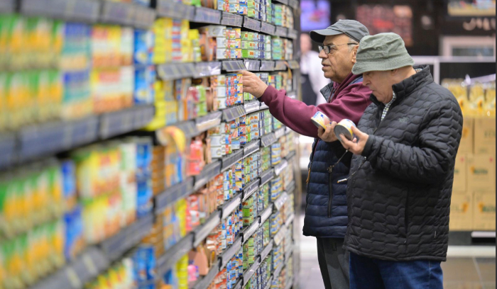 رياض سلامة يشنّ هجوماً مضاداً بعد التحقيق: شعبوية بعض السياسيين لا تحميهم من ماضيهم