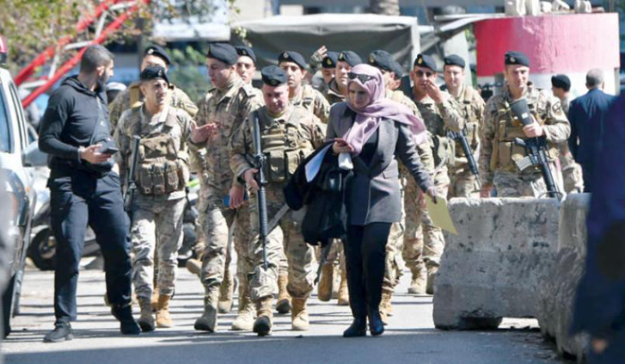 القضاة الأوروبيون يستكملون استجواب حاكم «المركزي» اللبناني اليوم<br />
جلسة «هادئة» وسلامة أجاب عن مائة سؤال