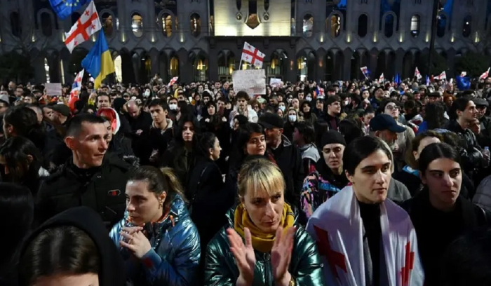 لليوم الثاني… التظاهرات تعمّ العاصمة الجورجية