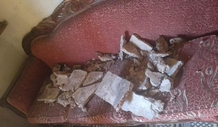 في عكار… انهيار سقف منزل عقب الهزات