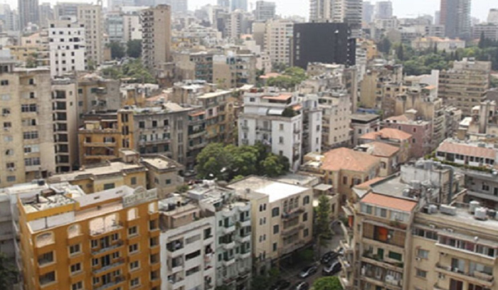 بعد الهزة.. بلدية تطلب إخلاء مبنى بسبب التصدعات