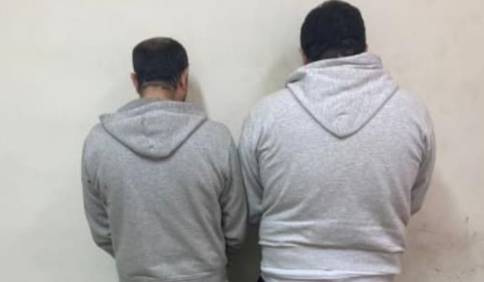 رئيس عصابة وسارق في قبضة الأمن