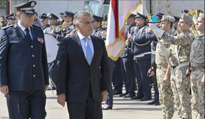 الكارثة المتدحرجة: اكتساح الدولرة واحتواء عقيم