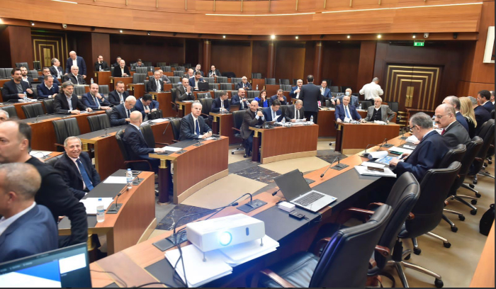 لبنان الفلتان… الدولار إلى 100 الف!