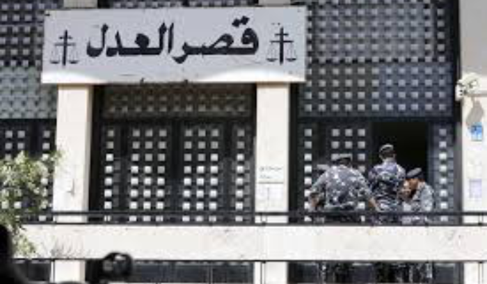 «اشتباك السلطات»: كسر عظم على أرض الدولة المتهالكة!<br />
سلامة يستعد لدفوع شكلية أمام القضاء.. والإدعاء عليه يرجئ الإجتماع المالي