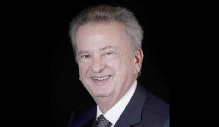 القضاء اللبناني يلاحق حاكم «المركزي» بجرم «الاختلاس وتبييض الأموال»<br />
رياض سلامة وشقيقه متهمان بالاستيلاء على 300 مليون دولار من «المركزي»