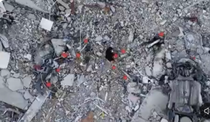 الهدية الاخيرة لاطفال هاتاي تحت الأنقاض