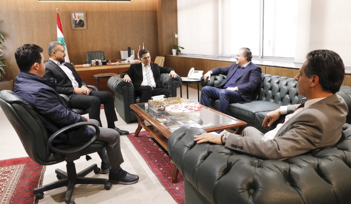 مرقص بحث مع شقير في دعم تلفزيون لبنان