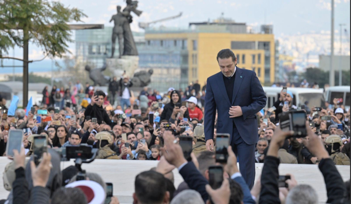 الدولار يزعزع لبنان… واستفتاء متجدّد للحريري